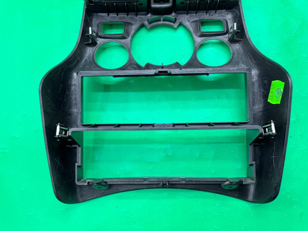 фото №6, Рамка радио консоли панель обдув 96828913 citroen c3 picasso 08- europa