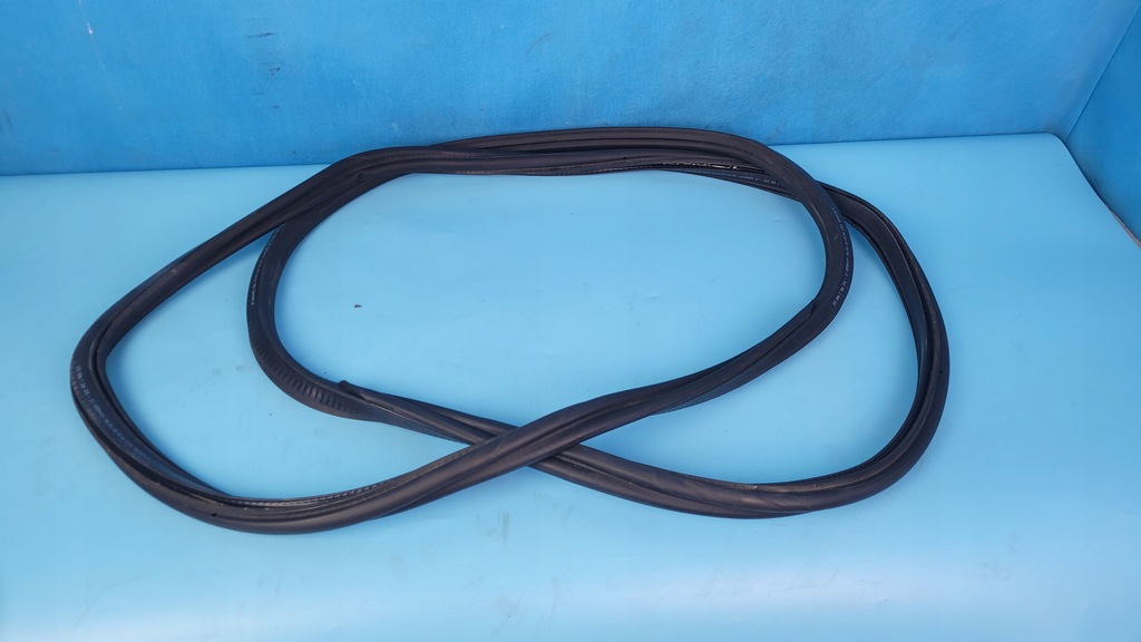 фото №7, Bmw 5' g31 18r прокладка кришки багажника 7390376