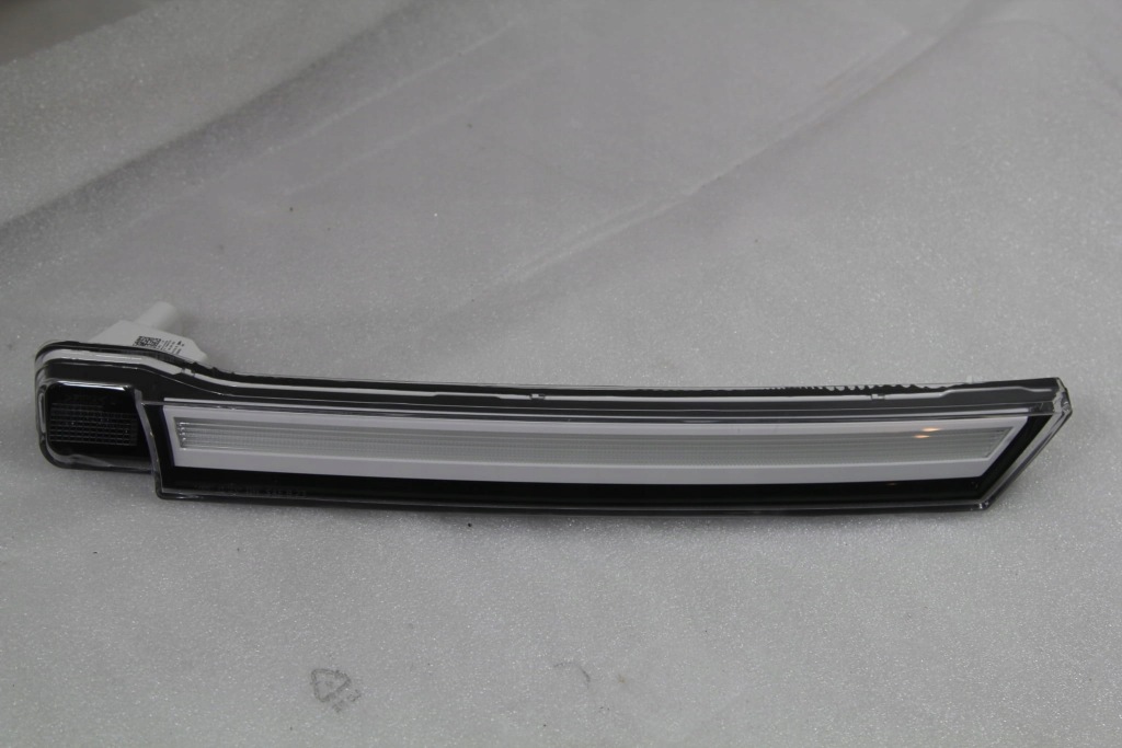 фото №1, Лампа молдинг led drl ліва vw id7 id.7