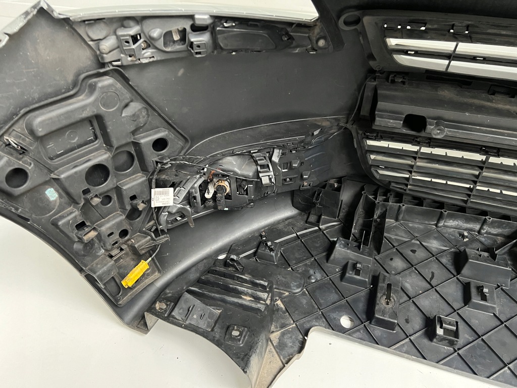 фото №15, Бампер передний перед peugeot 5008 i