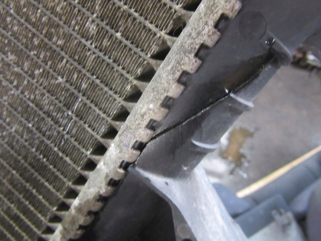 фото №6, Volvo s60 i 2.5i 2005 интеркулер