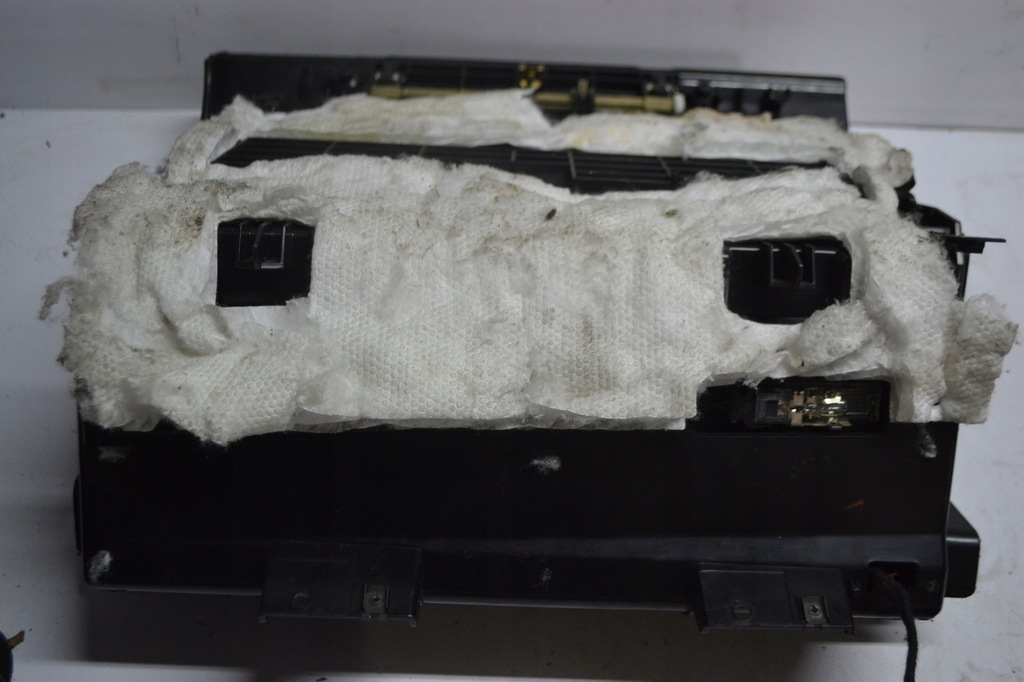 фото №4, Бардачок пассажира vw phaeton 3d1857114e