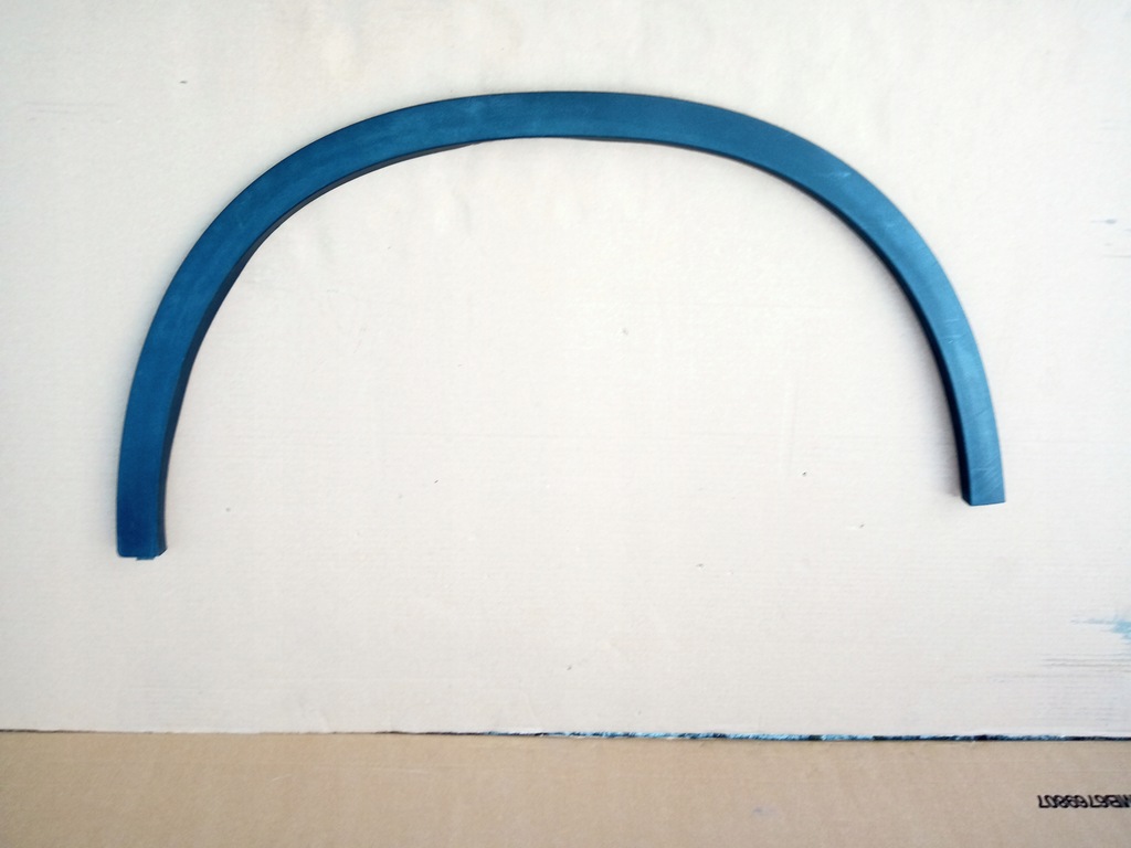 фото №1, Mercedes glc w253 правая молдинг крыла перед a253