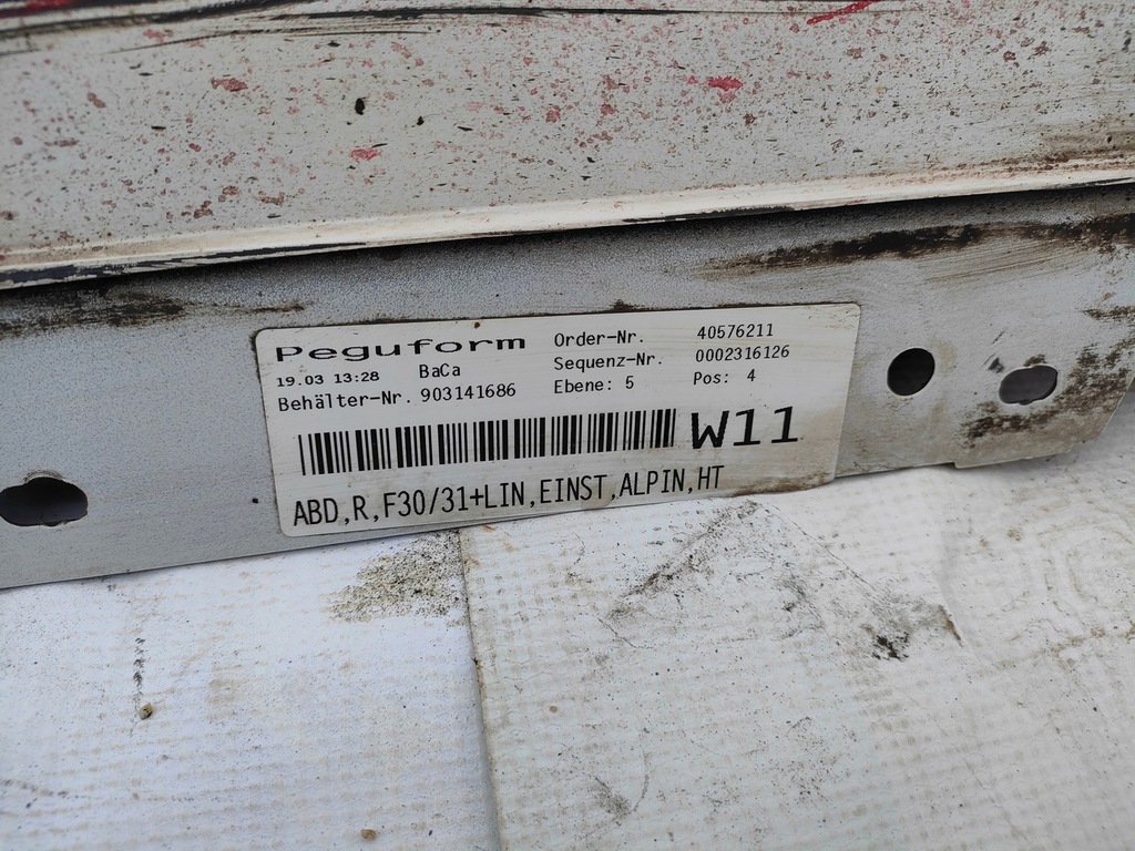 фото №5, Bmw f30 молдинг поріг права alpinweiss