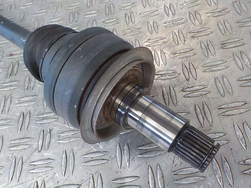 фото №5, Mercedes w204 w207 приводной вал задняя