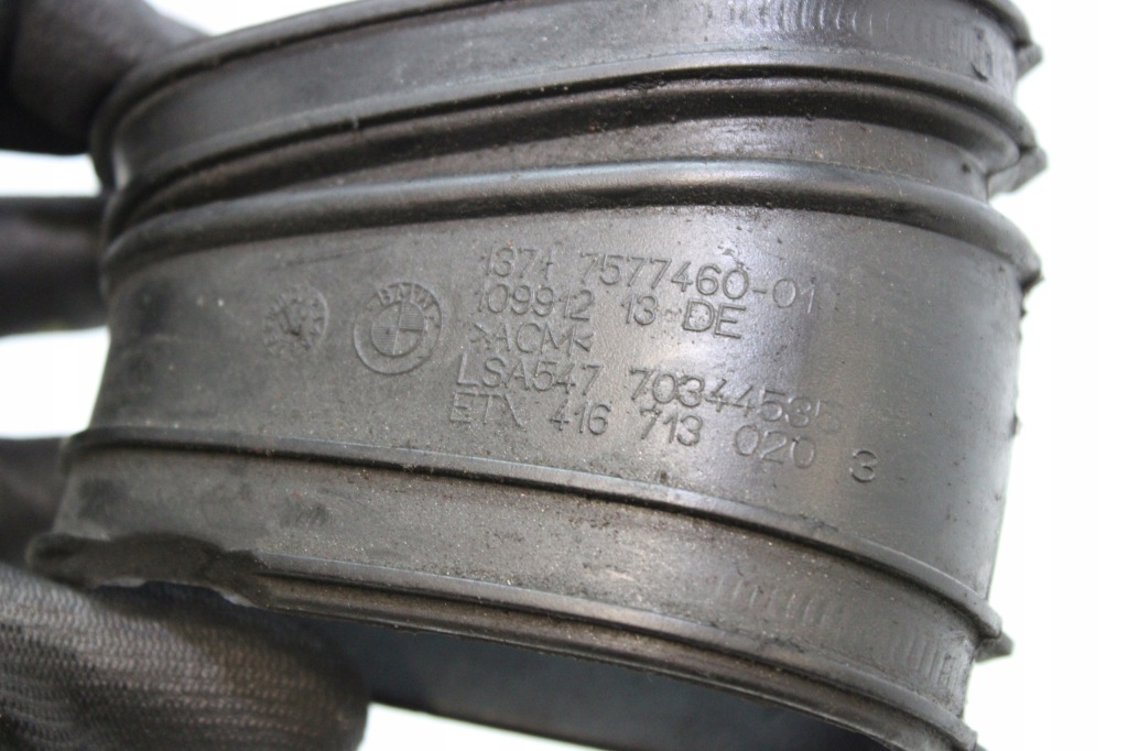 Шланг труба впускний повітря bmw 7577460 n63 f01 f10 750i гумовий елемент повітрозабірник Недорого