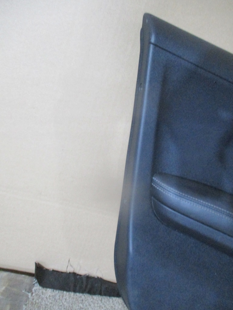 фото №4, Обивка обшивка дверь левых перед передних peugeot 2008 i