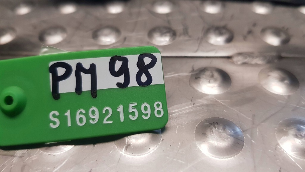 фото №8, Поддон масляная полублок двигателя r6420140102 mercedes gl x164 ml w164 w251 3.0 cdi v6