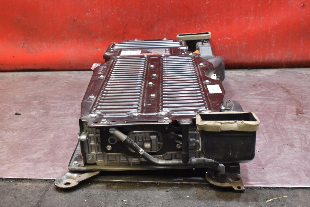 Акумулятор акумулятор fm58-10b759-ag ford c-max mk2 2.0 hybrid 188 km 10-15 в Україні