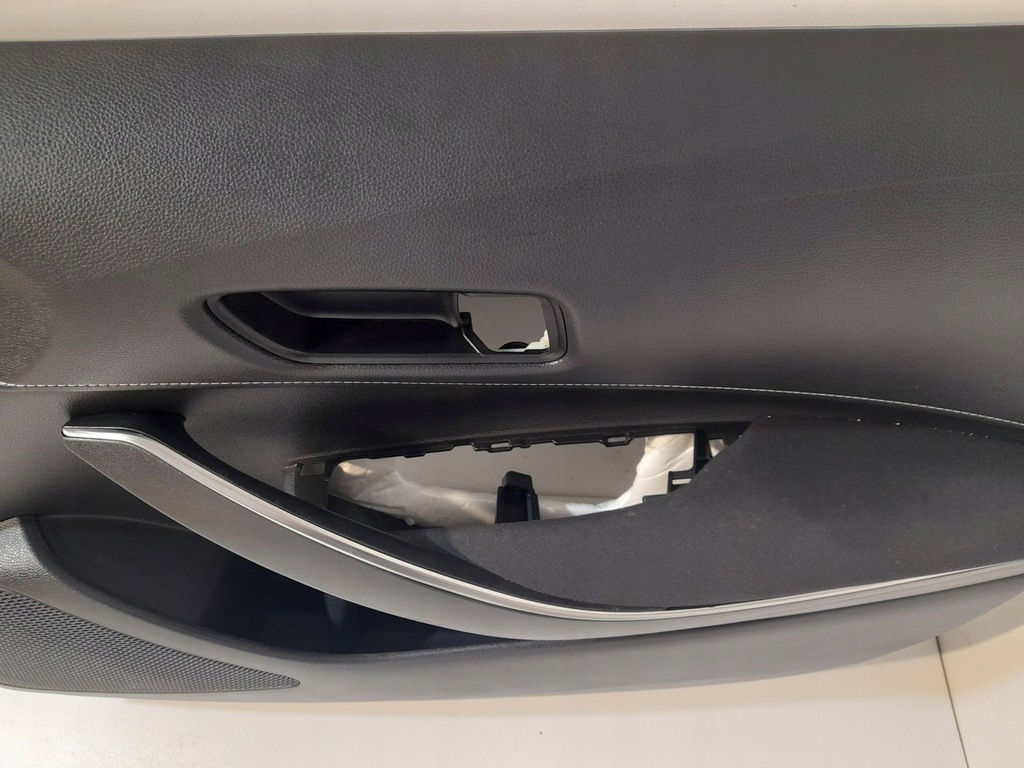 фото №9, Toyota corolla e21 обшивка дверь передний правый et117