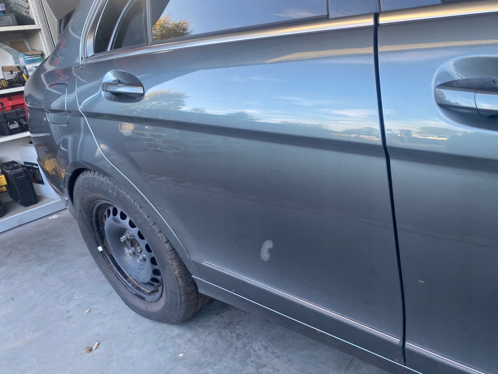 Mercedes w204 седан дверей правий задній 779 Недорого