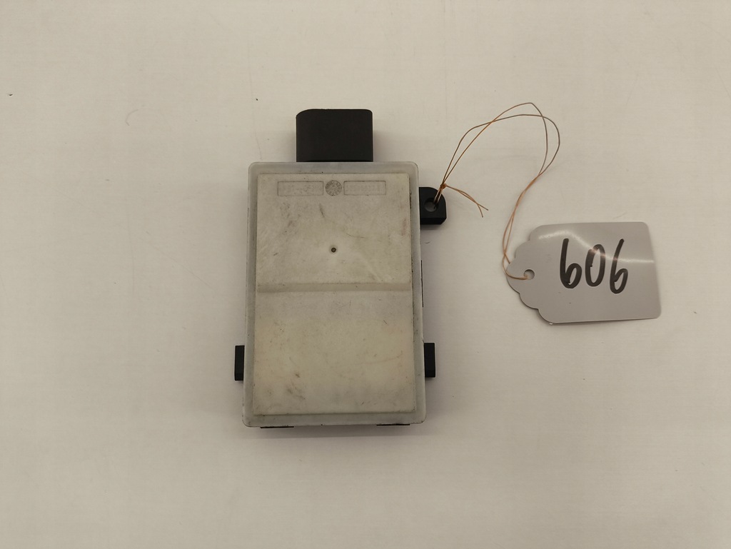 фото №1, Датчик радар ассистент переключения поперечина движения audi a6 a7 a8 q7 q8