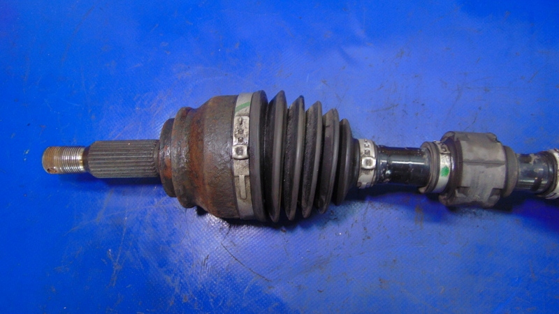 фото №3, Привідний вал ліва короткий 2.2crd jeep compass 06-16 rok
