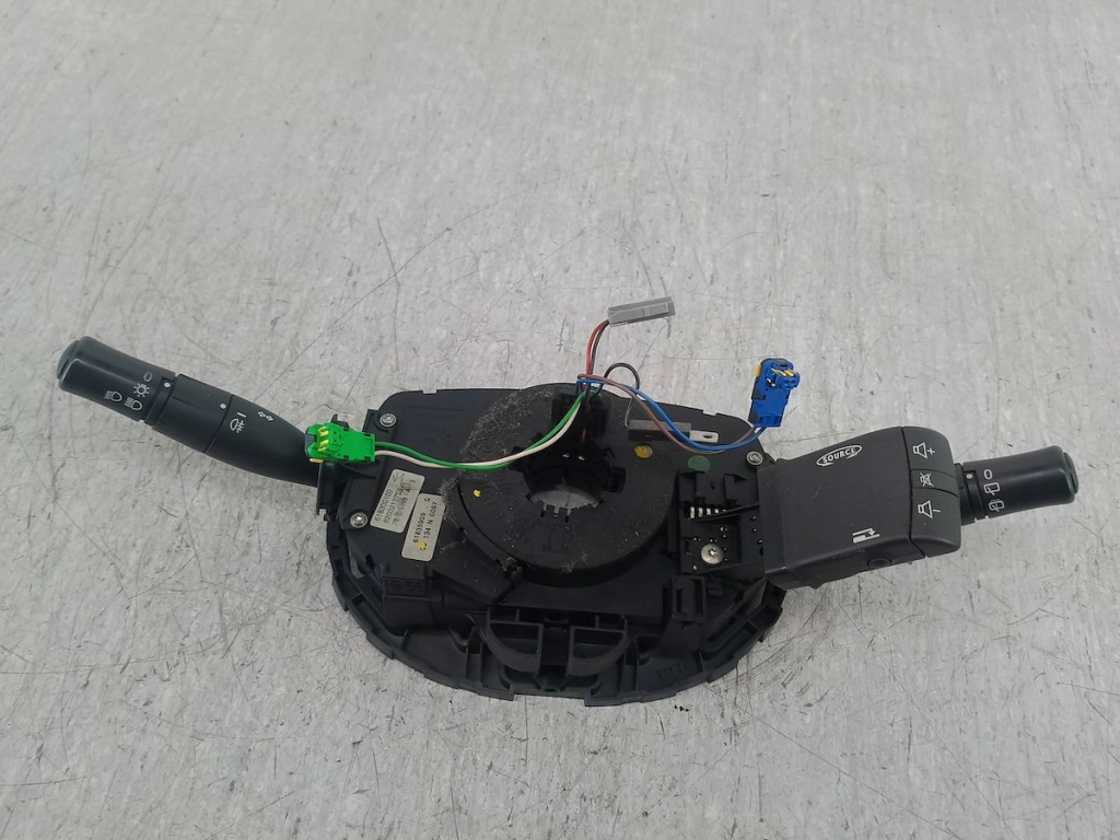 фото №1, Переключатель комбинированный renault megane ii 02-09 8200213758 1.6 16v