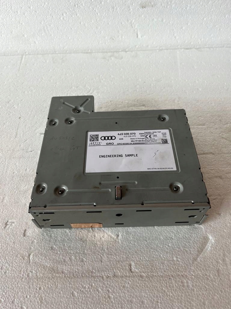 фото №1, Зчитувач мультимедіа audi 4j3035070