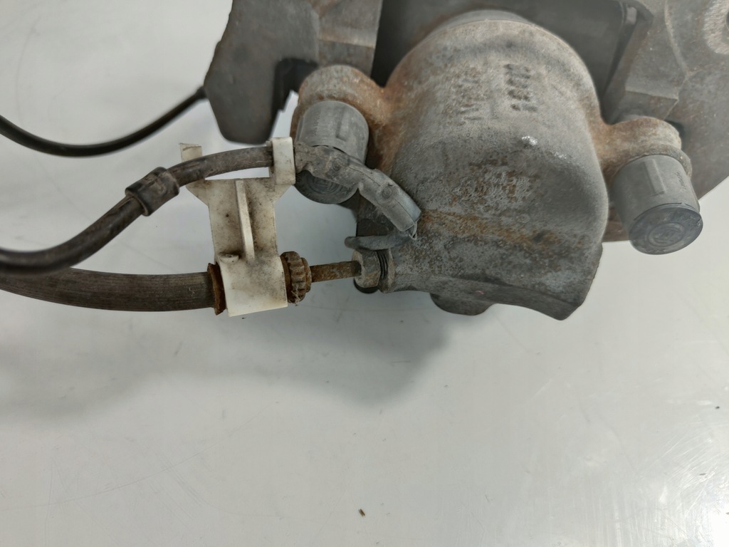 фото №8, Bmw x3 f25 x4 супорт гальмівний лівий перед 6790921