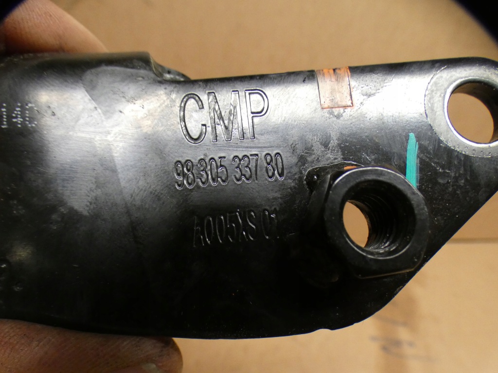 Peugeot 2008 ii кронштейн двигуна 9824116780 Київ