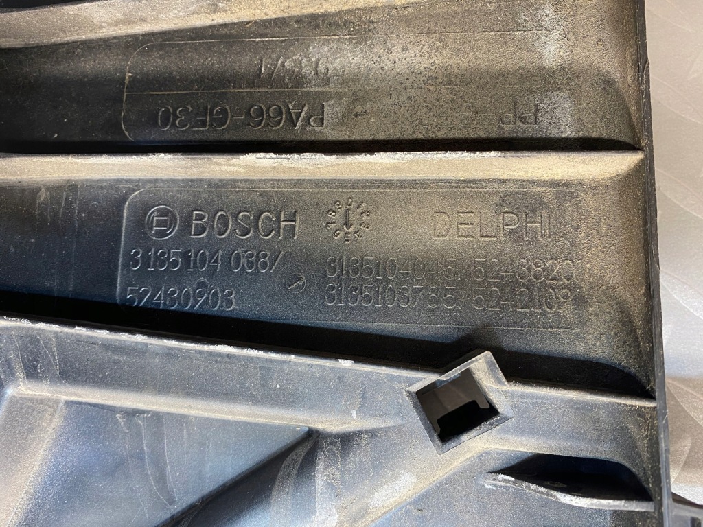 Вентилятор радіатора води astra iv j 2.0 широкий Зі Шроту