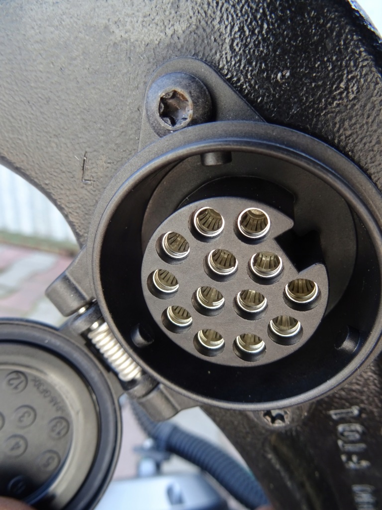 Фаркоп  буксирувальний кулька роз'єм peugeot 508 2 Недорого