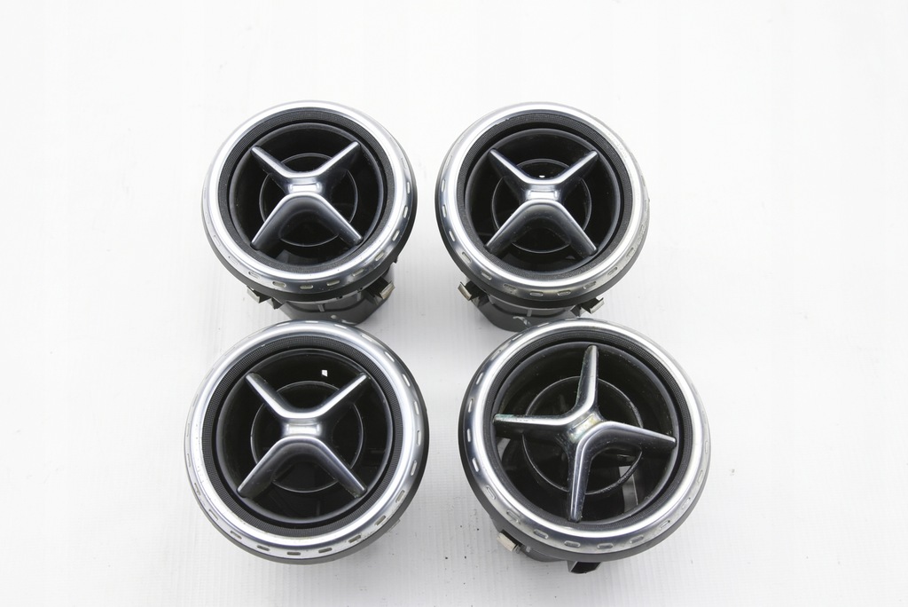 фото №1, Mercedes gla x156 решітка обдув панелі