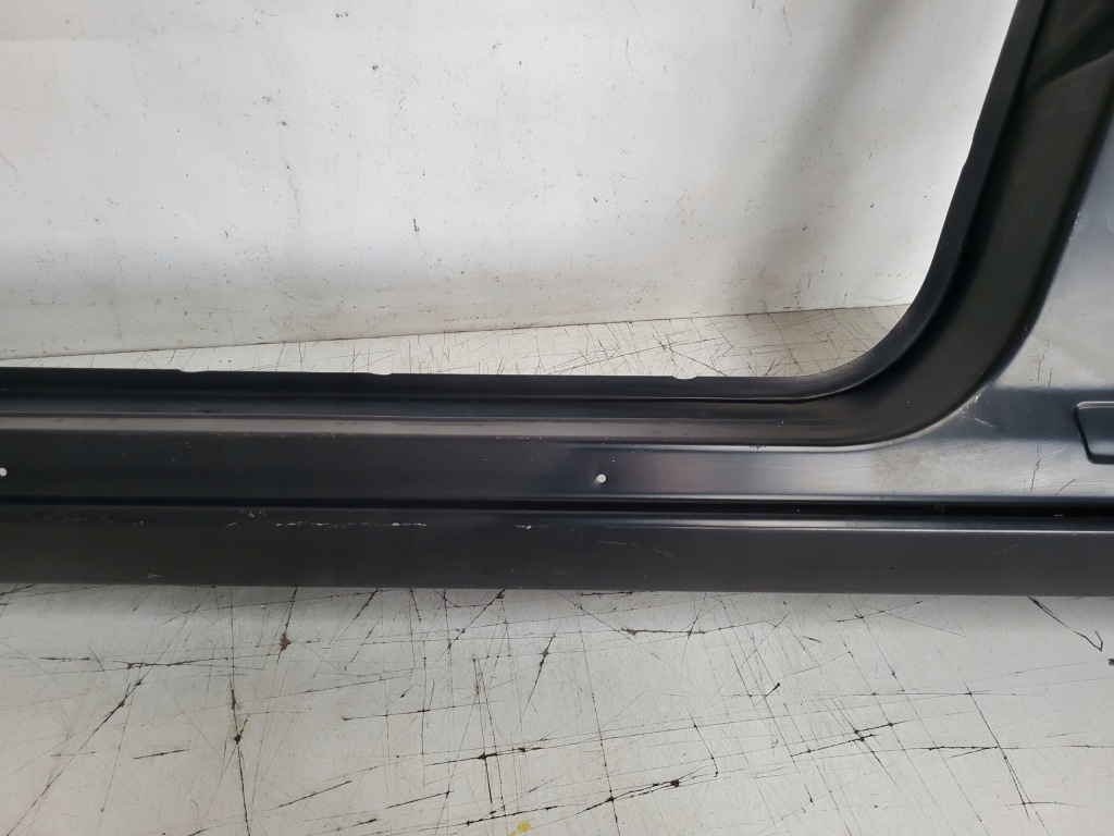 фото №4, Ford mondeo mk3 лівий поріг перед блок двигуна обшивка