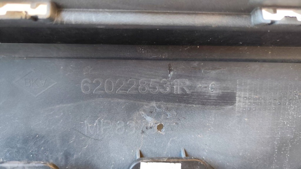 фото №8, Dacia sandero iii бампер перед 620228531r оригинал