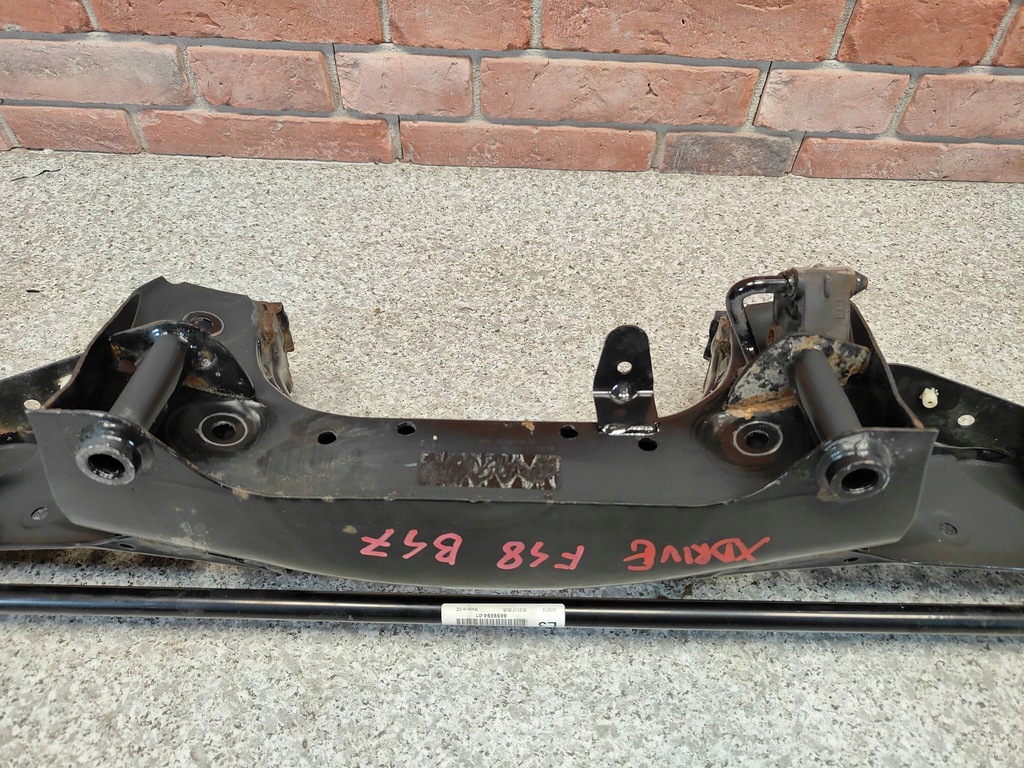 фото №9, Балка підвіска x-drive підрамник задня 6862558 bmw x1 f48 x2 f39