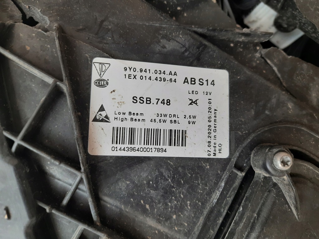 фото №15, Porsche cayenne 17- лампа права перед 9y0941034aa