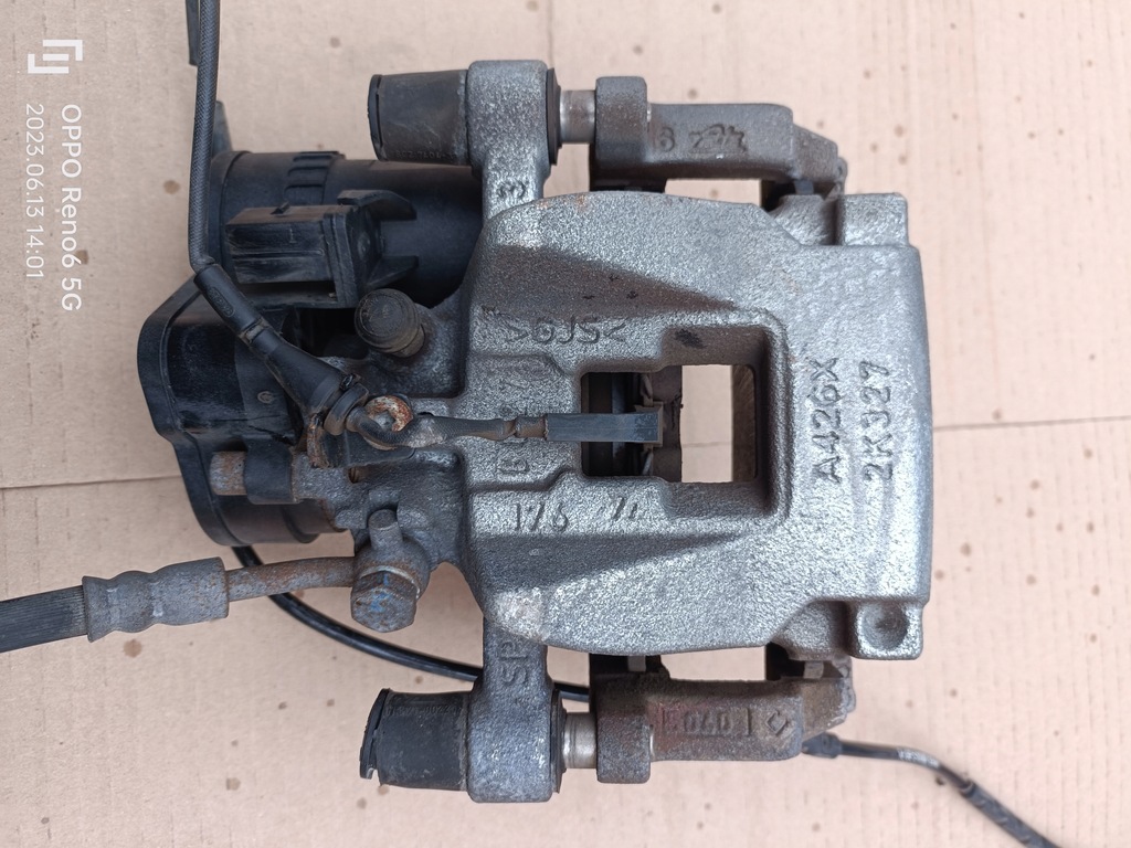 фото №1, Супорт задня правий velar f-pace hk72-2k327-ab