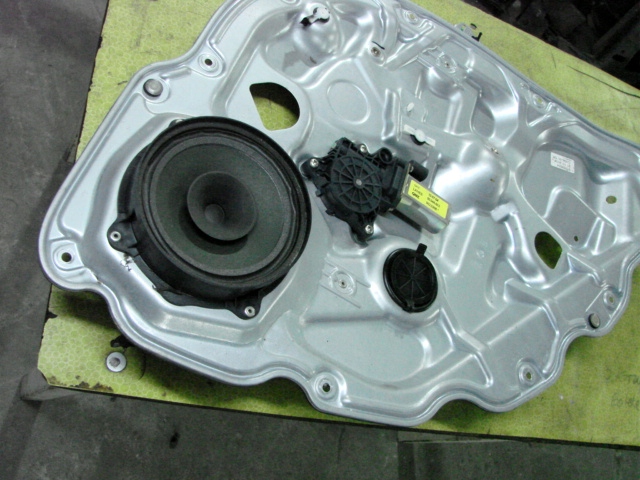 фото №1, Підйомник p задня lancia musa 51758554