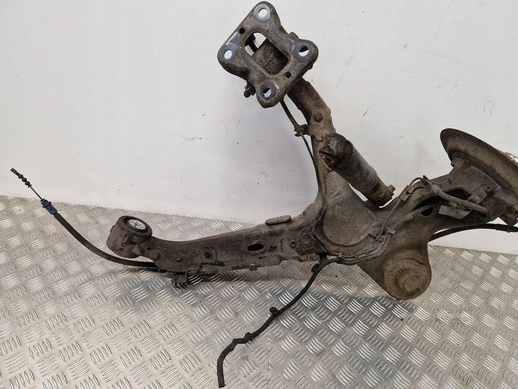 Купити Ступиця заднього правого колеса citroën jumpy фургон 9607504980 1.56l дизель