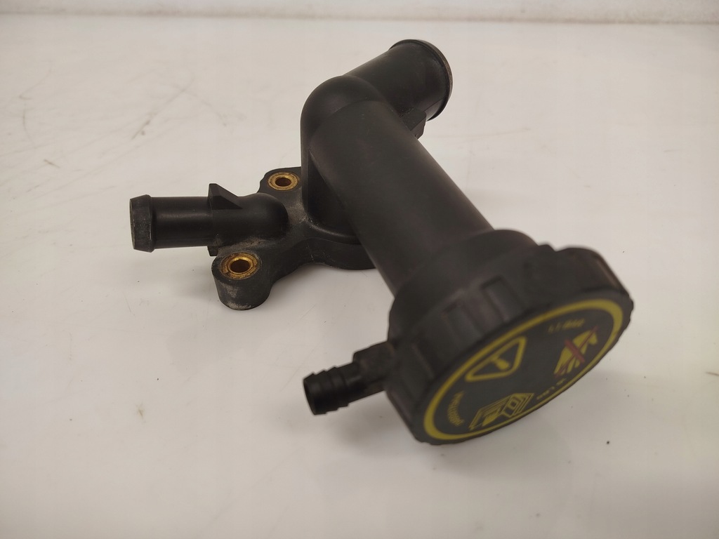 фото №1, Корпус термостата mini cooper r50 04777858