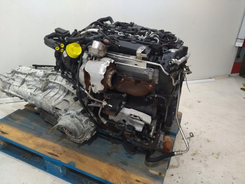 Двигатель комплектный  2.0tdi kod : cnh cnha описание : 14km audi a4 a5 a6 a7 Цена
