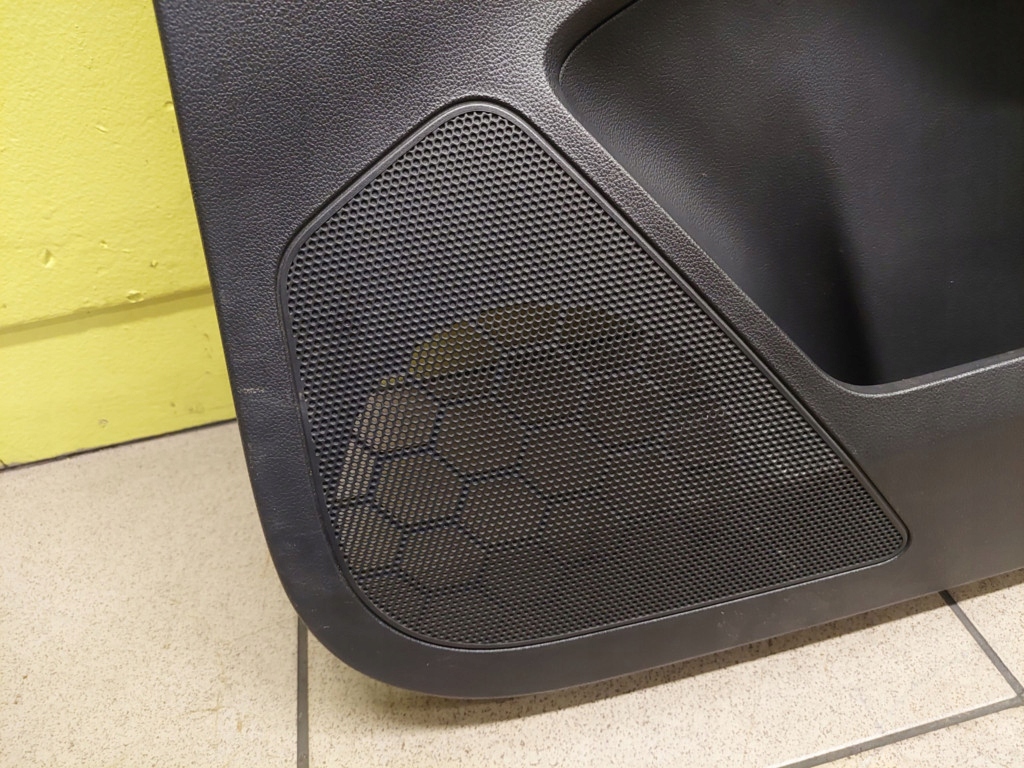 фото №6, Skoda rapid ii hb обивка дверь правый задняя 5jj886024