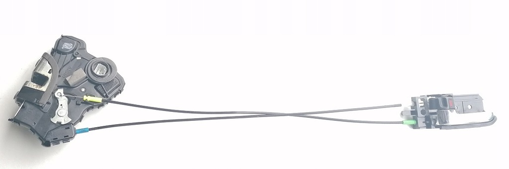 фото №1, Toyota avensis t25 замок двері перед лівий lift 6pin