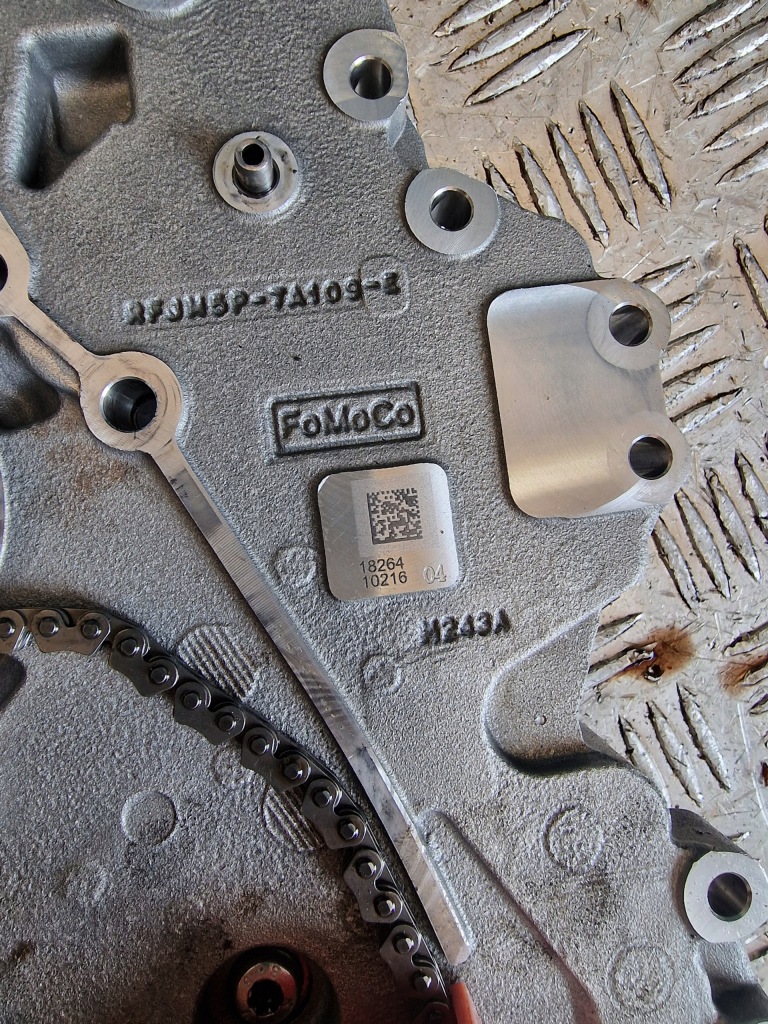 Насос масла ступица коробки ford 8f35 rfjm5p-7a109-e jm5p-7a103fb Недорого