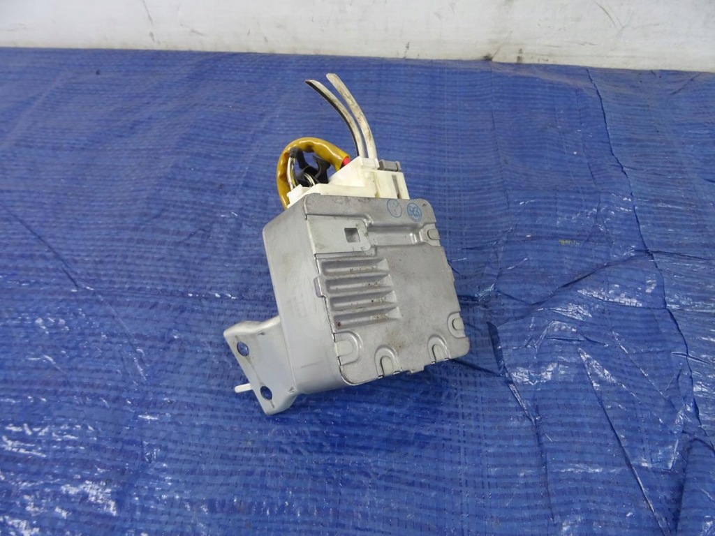 фото №1, Бортовой компьютер усилителя toyota prius ii 89650-47092