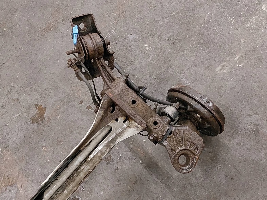 фото №8, Балка oś подвеска задняя комплектная bez abs c3 i