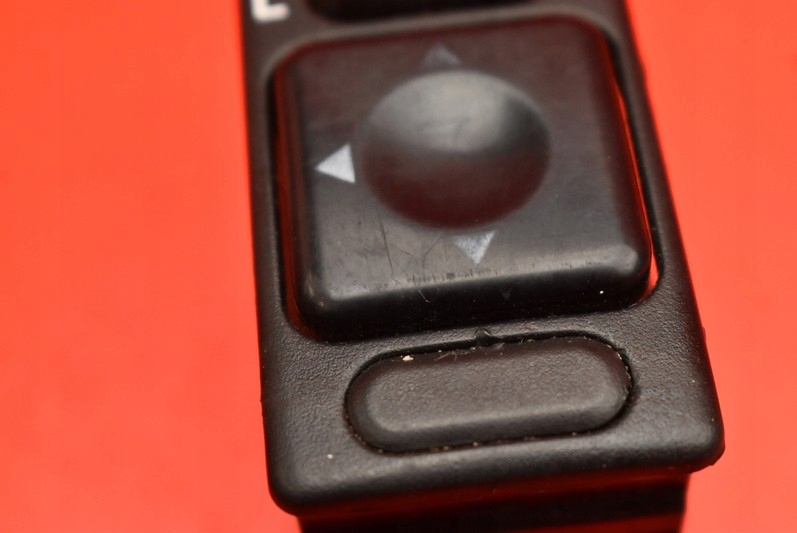 фото №9, Панель регулювання дзеркал subaru forester 1 i 97-00