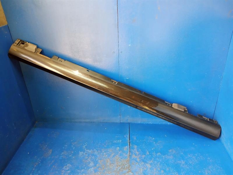 фото №1, Молдинг поріг права amg mercedes e klasa w213