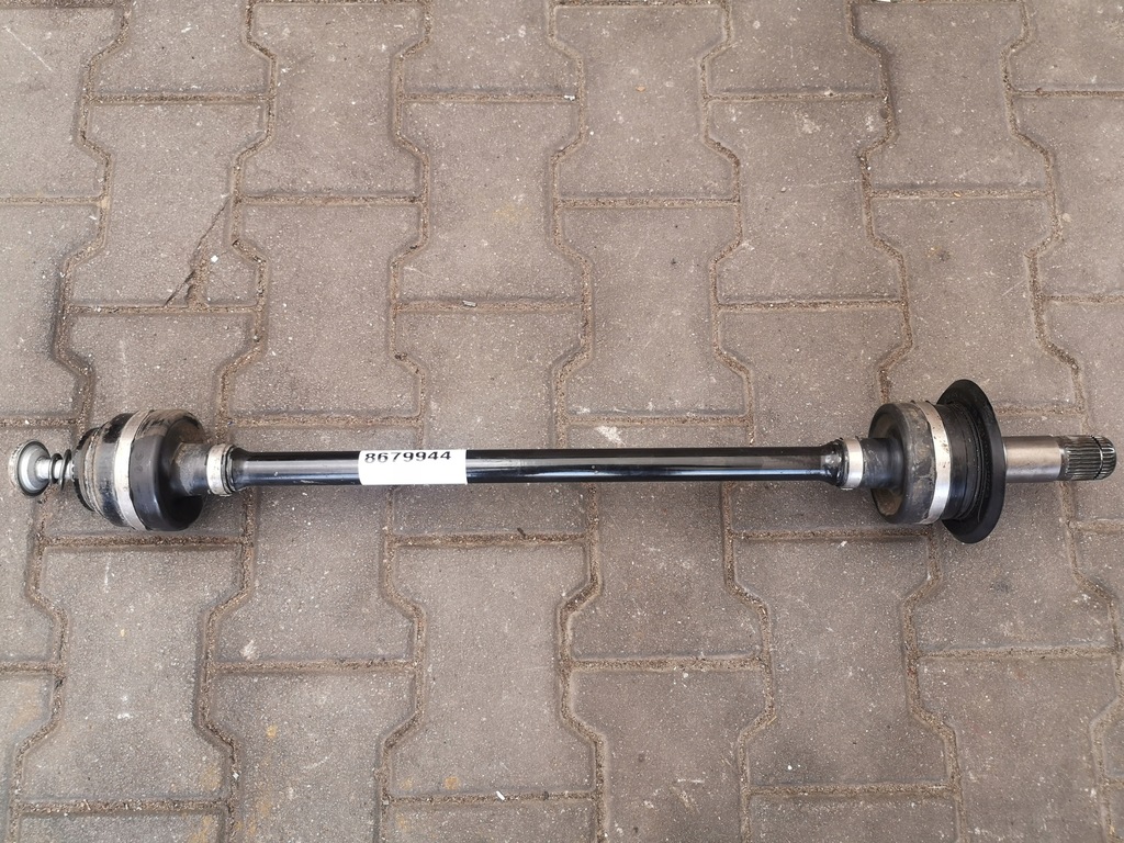 фото №1, Приводной вал задняя комплектная bmw g01 g02 8679944