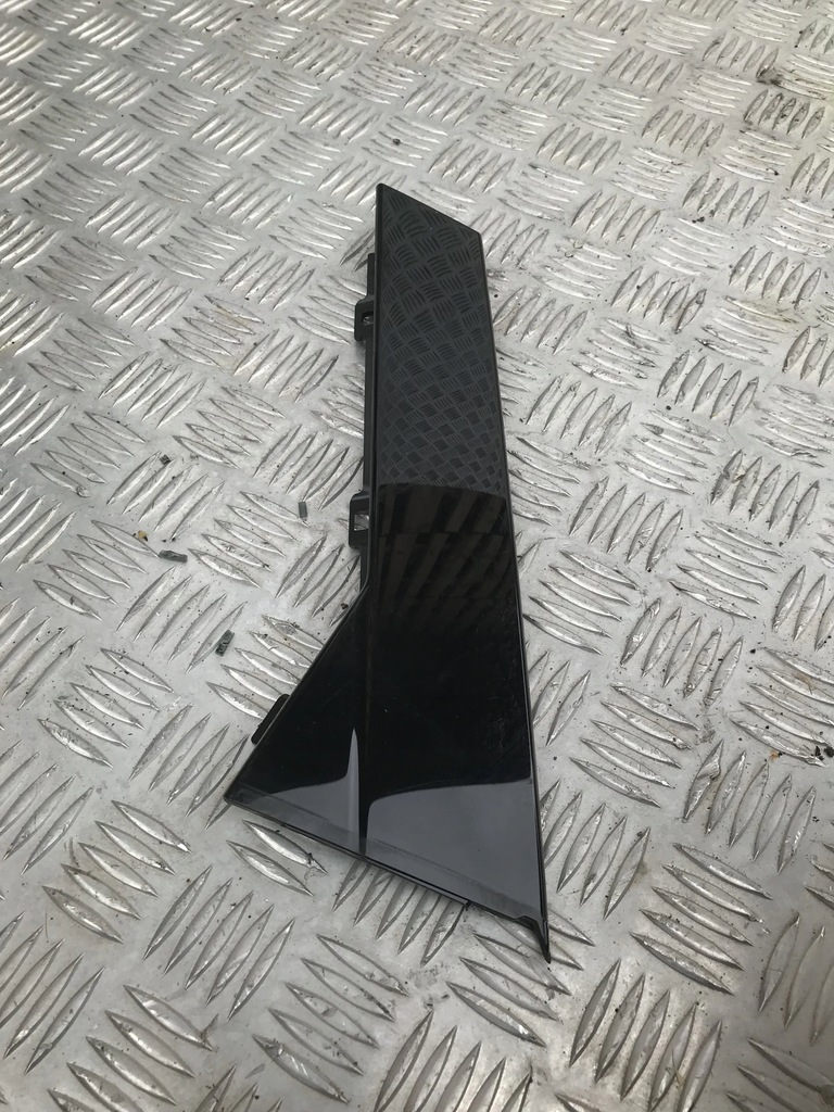 фото №1, Молдинг дверь задняя левая audi a3 8y 20-