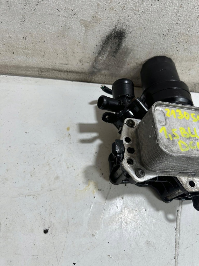 Купити Renault 1.5 blue dci основа фільтра радіатор оливи 213050344r