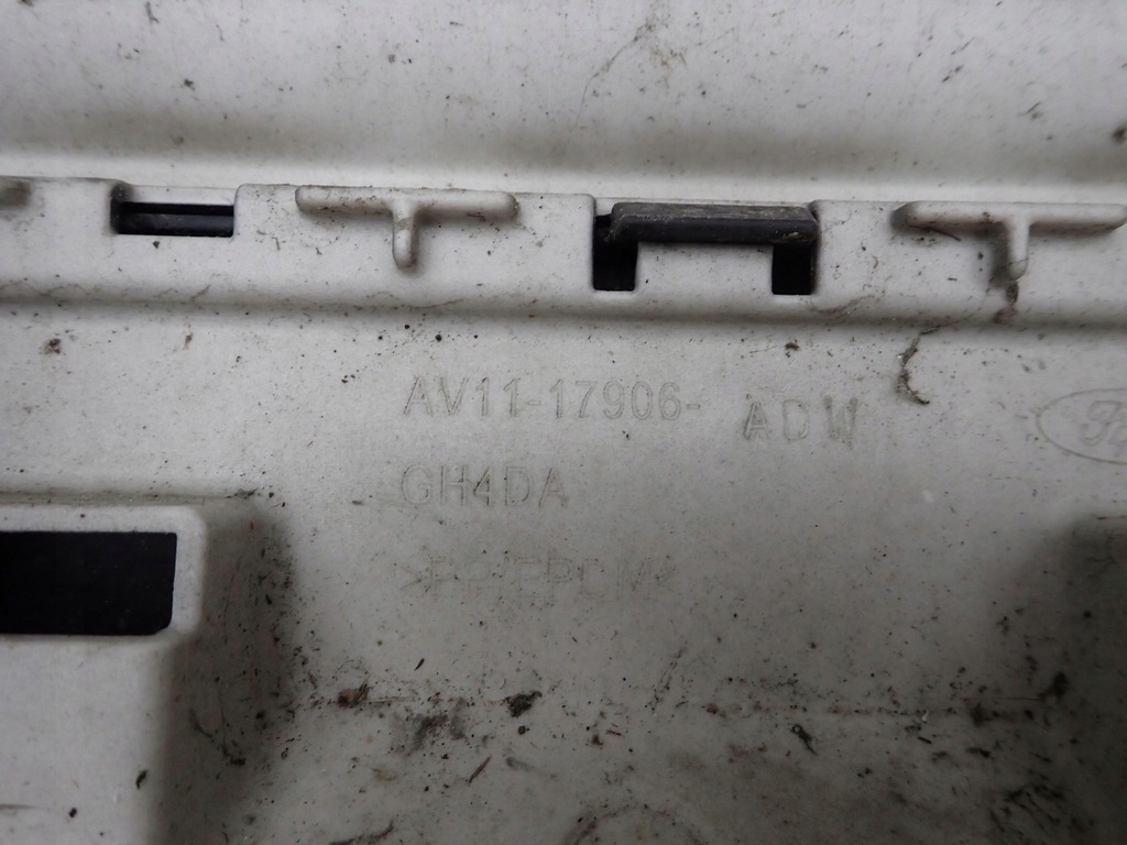 фото №13, Ford b-max 12-17 бампер задня задній pdc