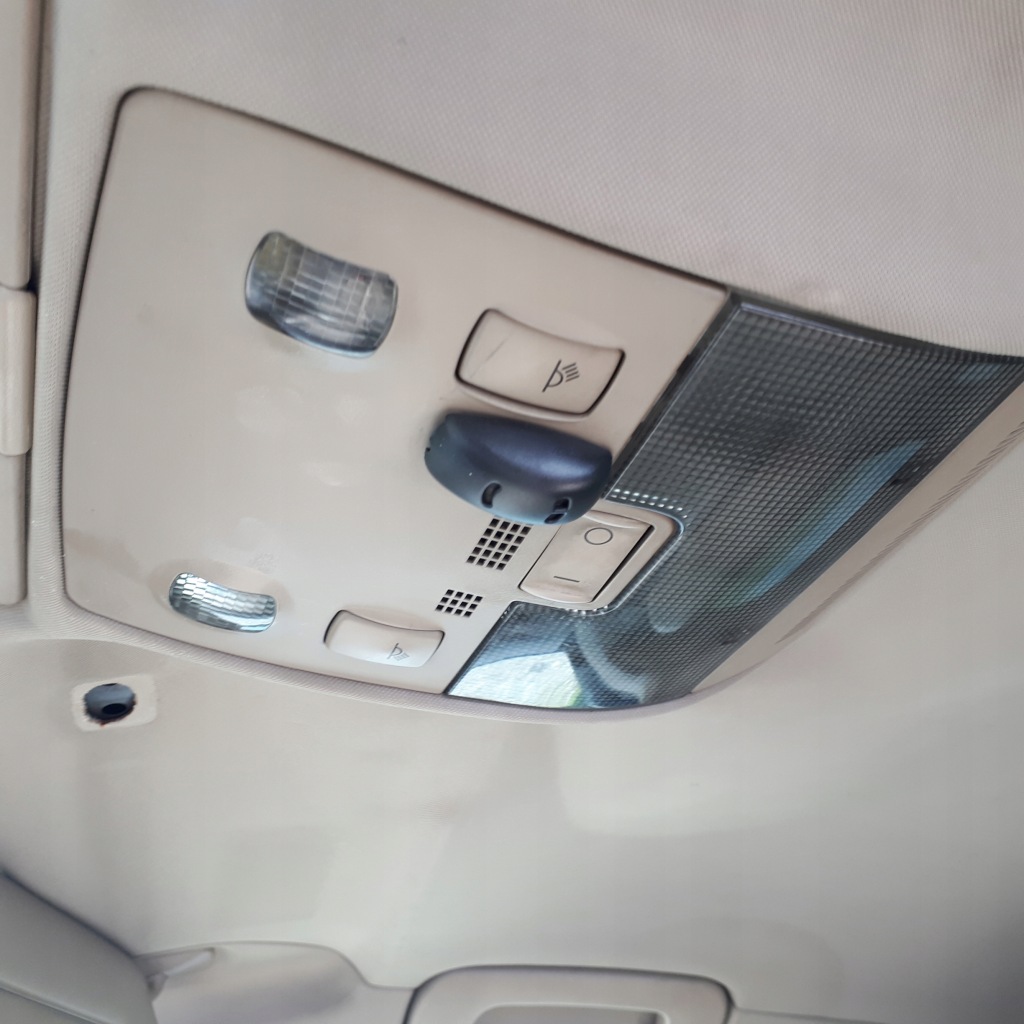 фото №1, Audi a4 b6 04r kombi лампа стельовий