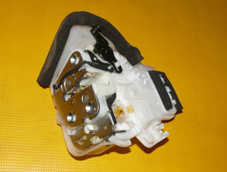 фото №1, Замок двері лівий задня subaru legacy v 5 kombi