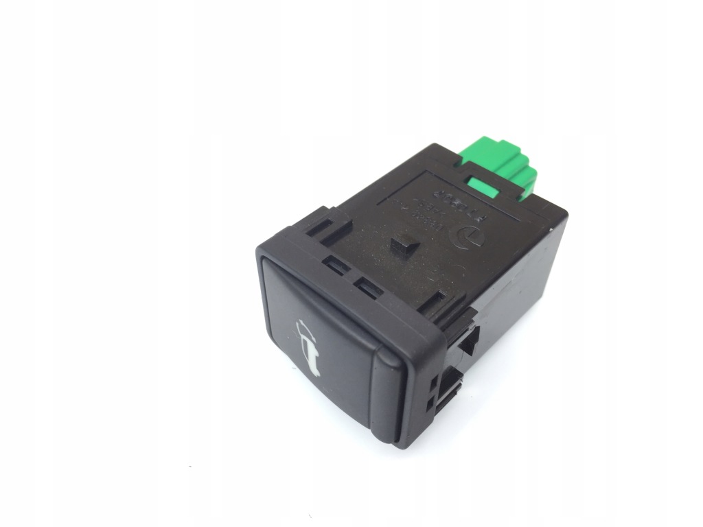 фото №1, X-trail t32 кнопка открывания крышки багажника