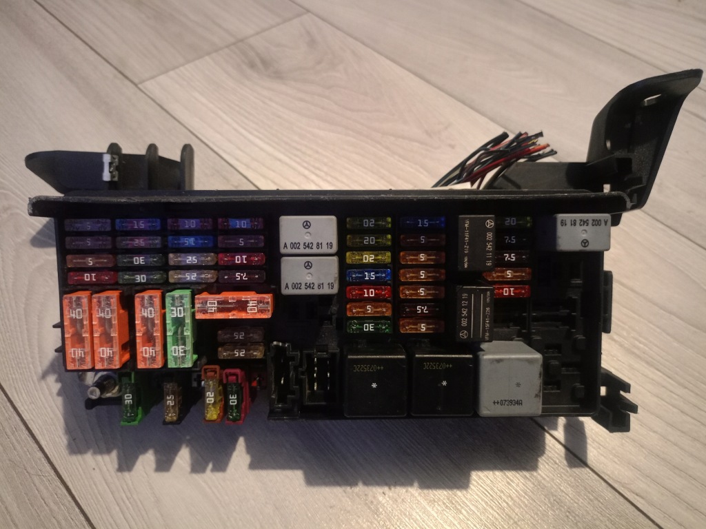 фото №1, Модуль sam коробка запобіжників a1645403072 mercedes w251 w164