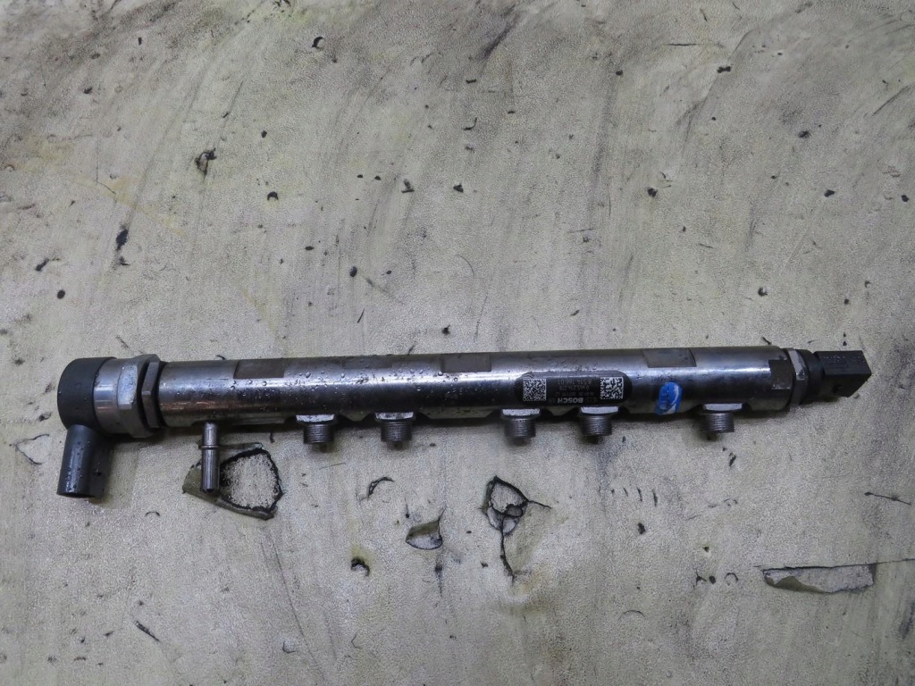 фото №1, Молдинг упорскування mini countryman r60 lift 1.6 d 851416601