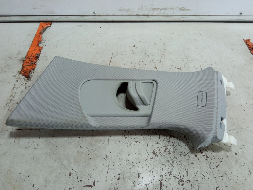 фото №1, Audi a4 b9 lift защита стойка левая 8w0867293